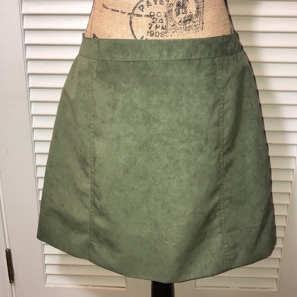 3/$20 - I❤️Ronson Army Green Vegan Suede Skirt - Picture 4 of 10